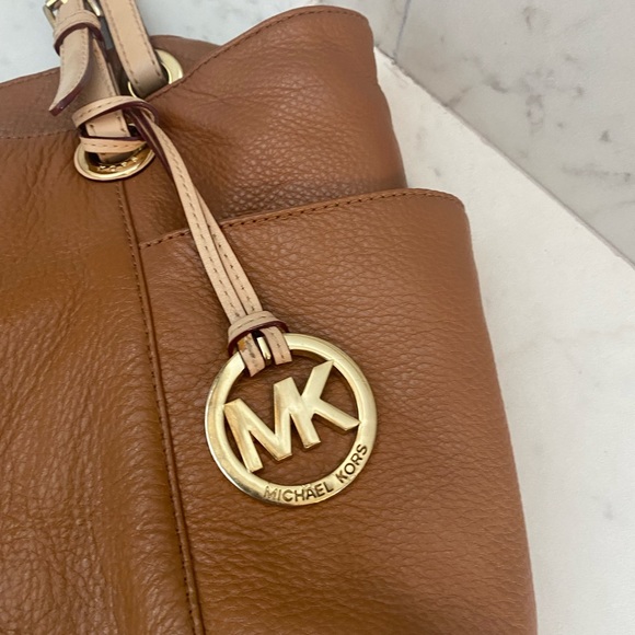 Tan Michael Kors handbag - Picture 5 of 6